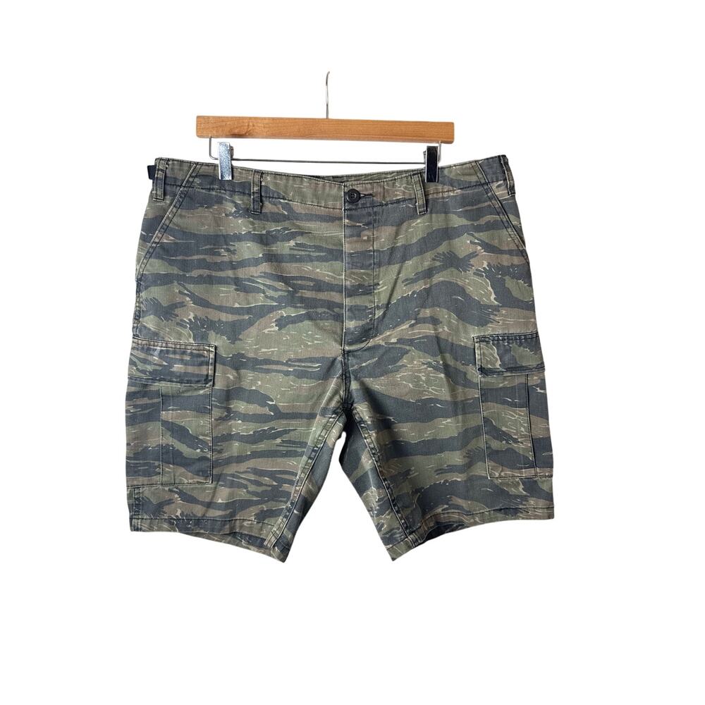 Mens Rothco BDU Cargo Shorts Sz 35-39 Camo Tiger Stripe Button Fly Streetwear